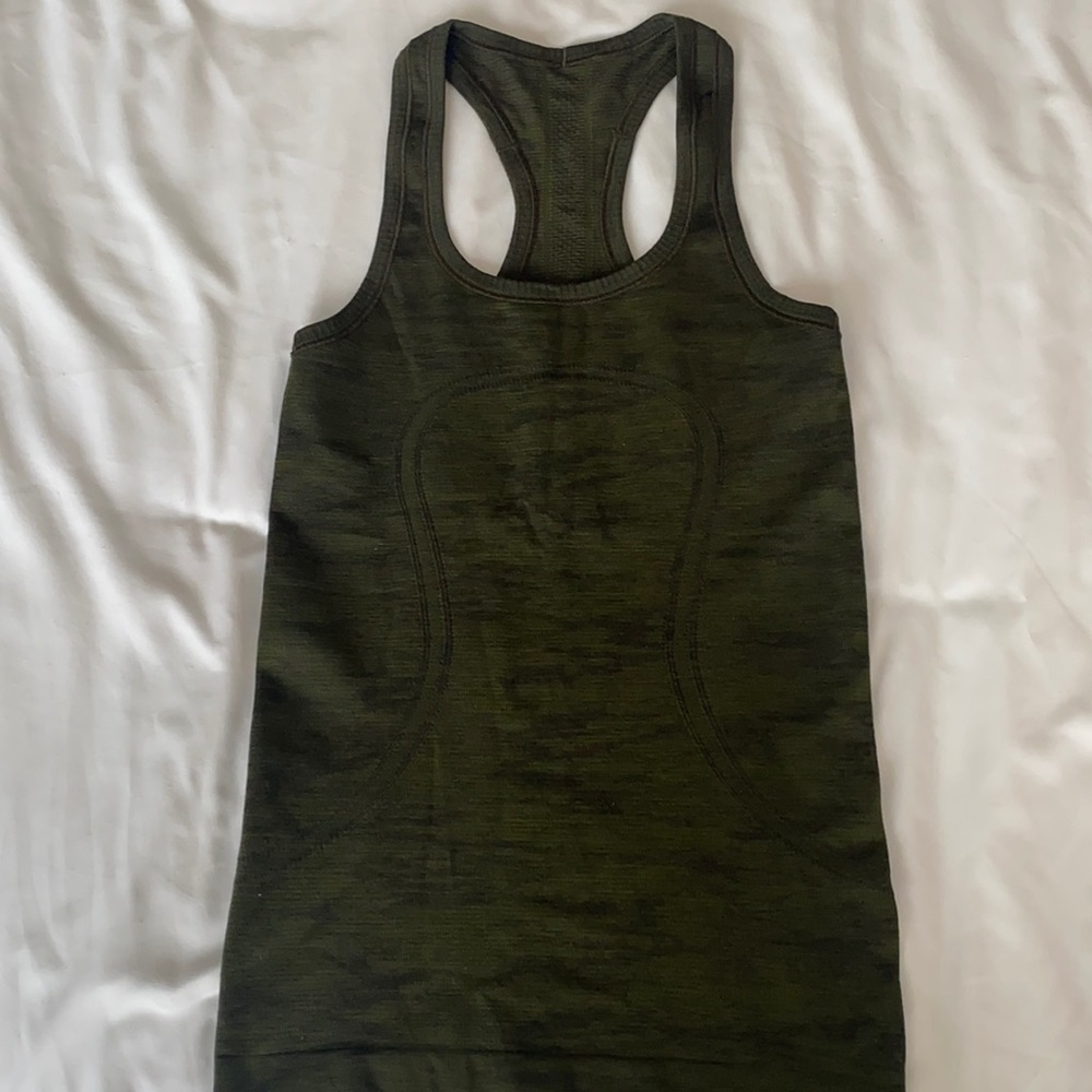 Lululemon Swiftly Racer Back Tank, size 2